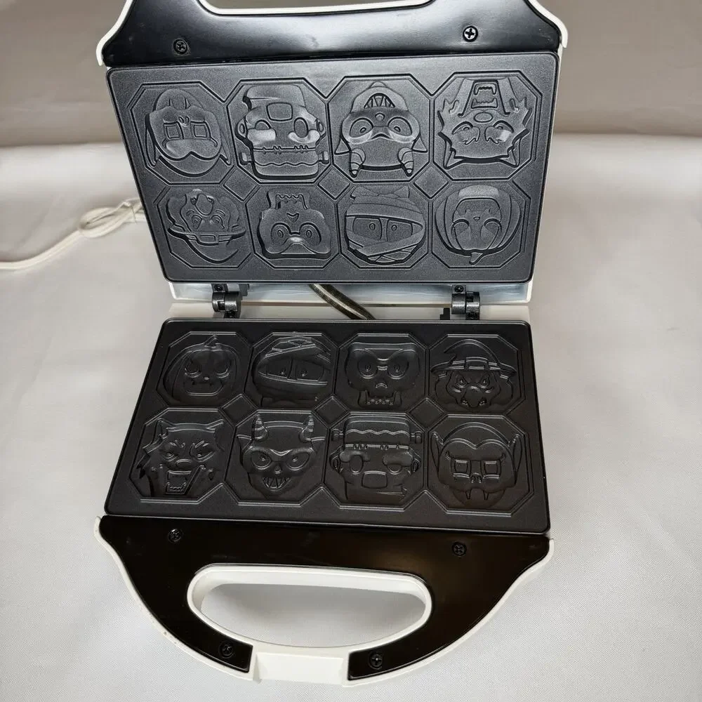 SugarWhisk Spooky Halloween Mini Waffle Maker SW-HWWM01 8 Character Nonstick